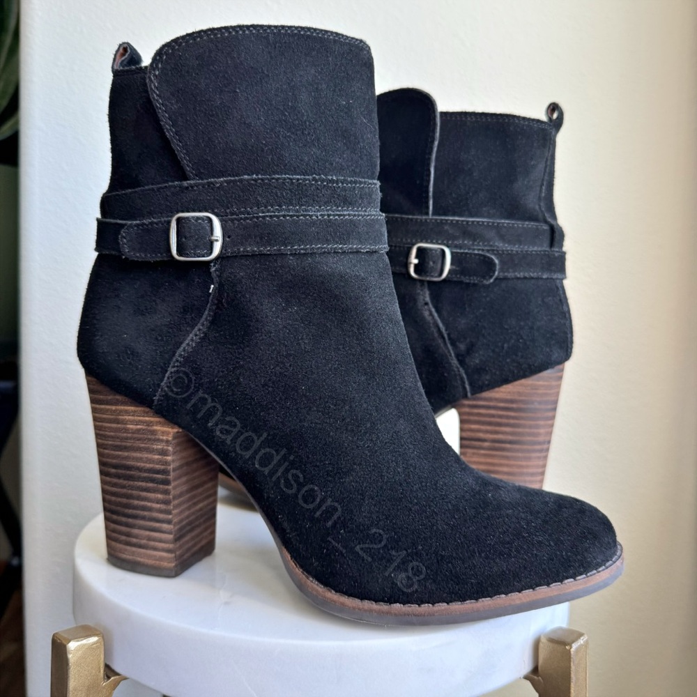 Lucky Brand Latonya Suede Heeled Booties Black size 10